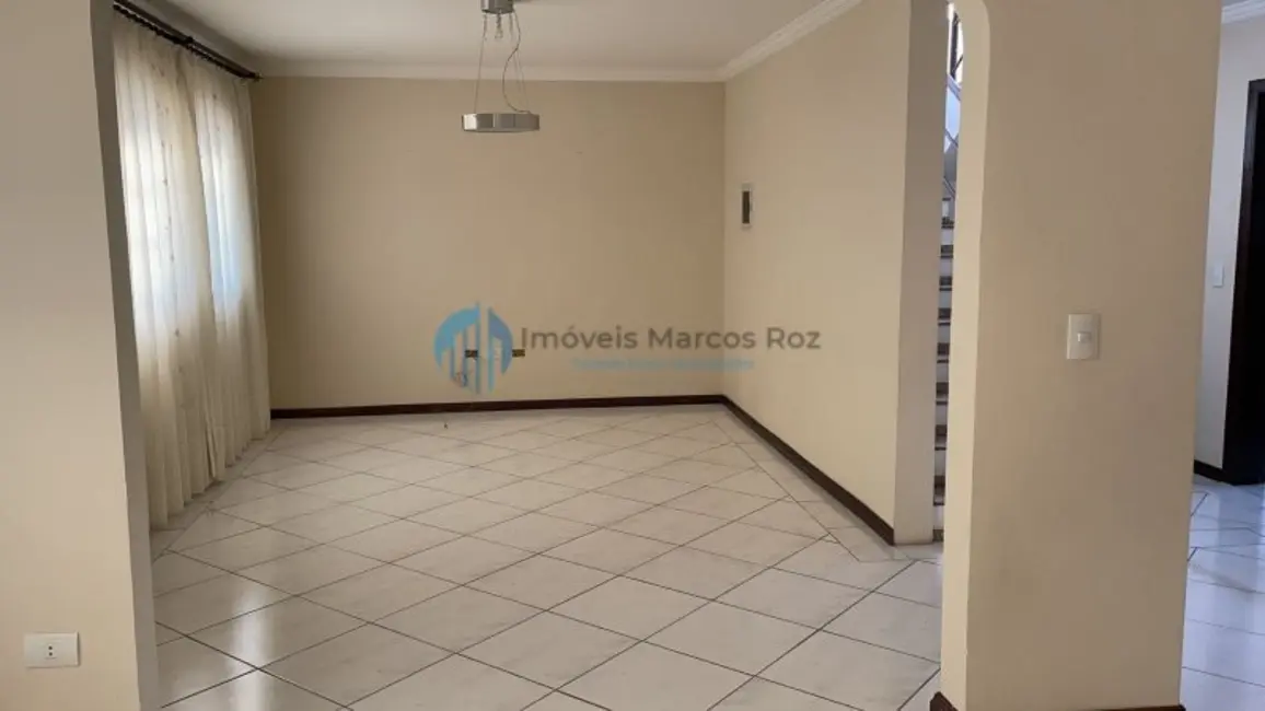 Foto 9 de Casa com 4 quartos à venda, 370m2 em Parque Nova Jandira, Jandira - SP