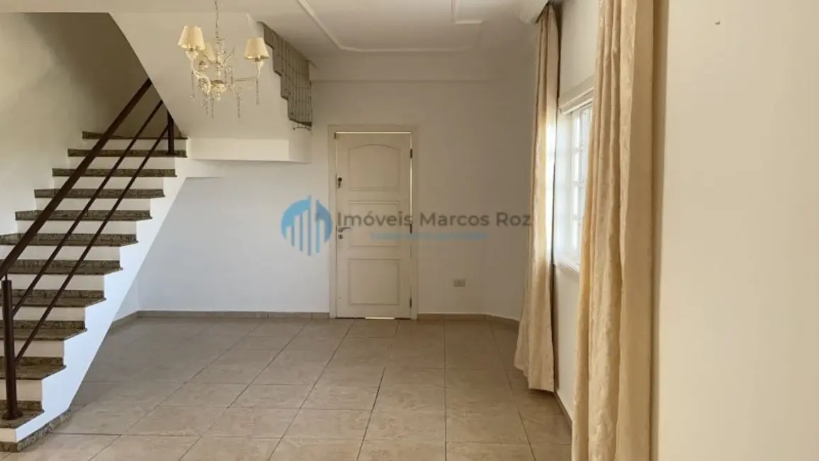 Foto 2 de Casa com 4 quartos à venda, 370m2 em Parque Nova Jandira, Jandira - SP