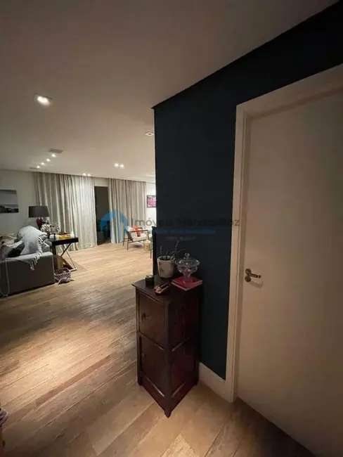 Foto 9 de Apartamento com 3 quartos à venda, 202m2 em Tamboré, Santana De Parnaiba - SP