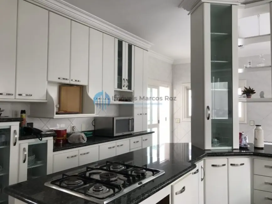 Casa com 5 quartos para alugar, 560m2 em Alphaville Residencial Zero, Barueri - SP - imagem 8 Foto 8 de Casa com 5 quartos para alugar, 560m2 em Alphaville Residencial Zero, Barueri - SP