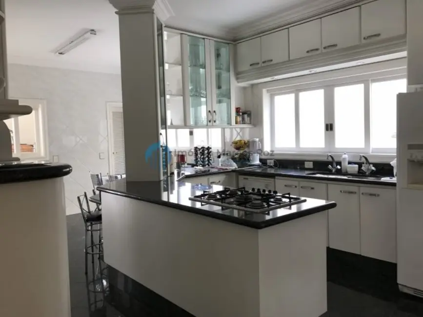 Casa com 5 quartos para alugar, 560m2 em Alphaville Residencial Zero, Barueri - SP - imagem 6 Foto 6 de Casa com 5 quartos para alugar, 560m2 em Alphaville Residencial Zero, Barueri - SP