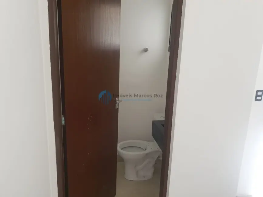 Casa com 3 quartos à venda, 100m2 em Ana Cristina II, Jandira - SP - imagem 7 Foto 7 de Casa com 3 quartos à venda, 100m2 em Ana Cristina II, Jandira - SP