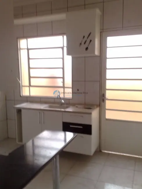 Foto 8 de Casa com 2 quartos à venda, 65m2 em Jardim Regina Alice, Barueri - SP