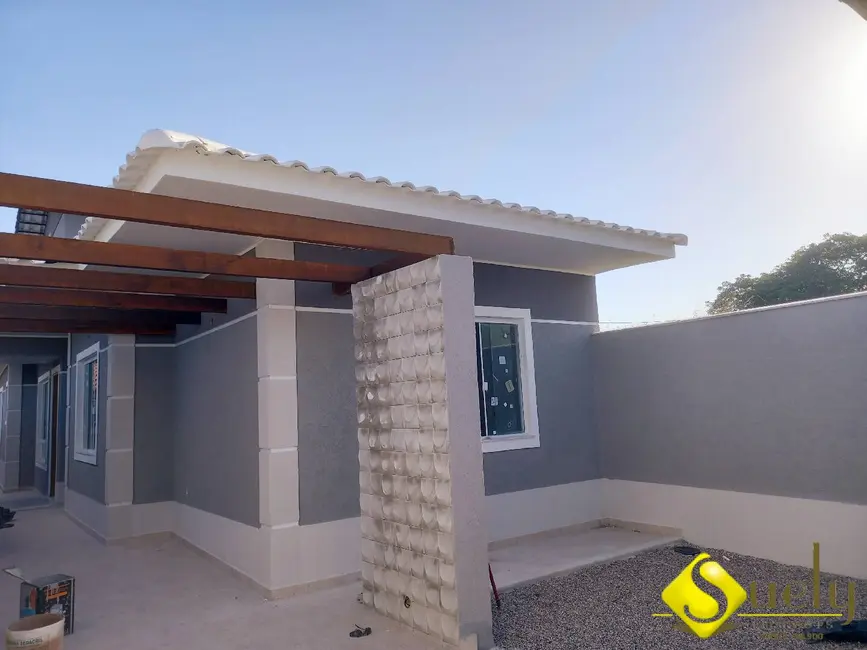 Foto 3 de Casa com 3 quartos à venda, 220m2 em Marica - RJ