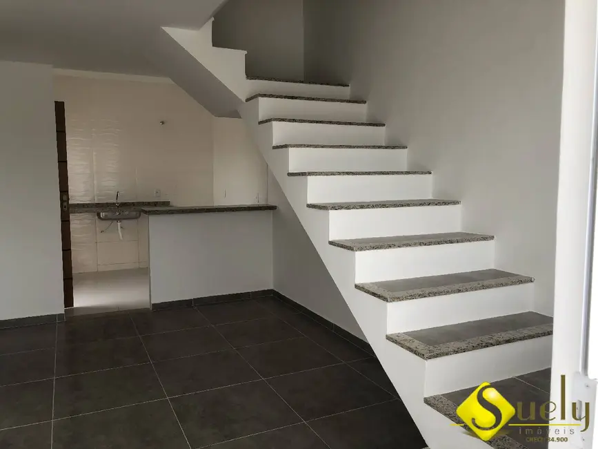 Foto 9 de Sobrado com 2 quartos à venda, 80m2 em Marica - RJ