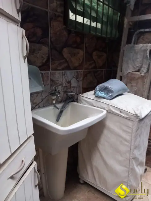 Foto 4 de Casa com 4 quartos à venda, 240m2 em Jardim Atlântico Central (Itaipuaçu), Marica - RJ