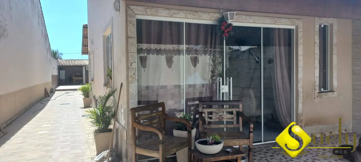 Foto 3 de Casa com 3 quartos à venda, 300m2 em Marica - RJ