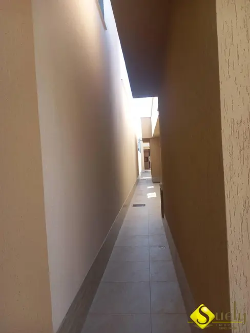 Foto 9 de Casa com 3 quartos à venda, 240m2 em Marica - RJ