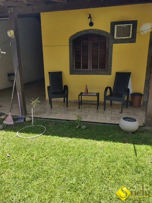 Foto 4 de Casa com 2 quartos à venda, 400m2 em Marica - RJ