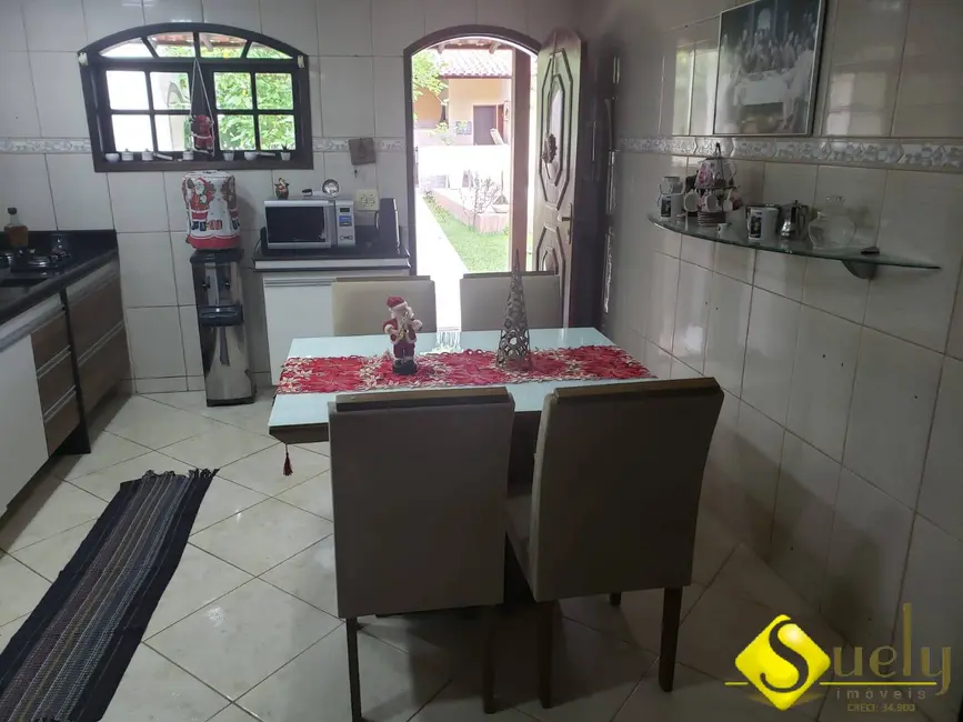 Foto 6 de Casa com 2 quartos à venda, 400m2 em Marica - RJ