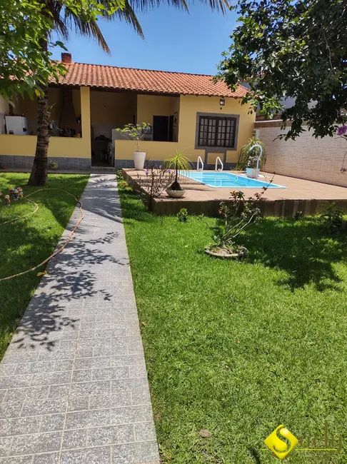 Foto 2 de Casa com 2 quartos à venda, 400m2 em Marica - RJ
