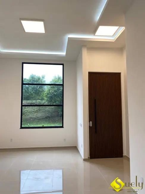 Casa com 3 quartos à venda, 360m2 em Marica - RJ - imagem 5 Foto 5 de Casa com 3 quartos à venda, 360m2 em Marica - RJ