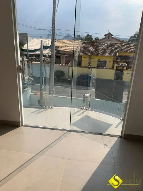 Foto 7 de Casa com 2 quartos à venda, 70m2 em Marica - RJ