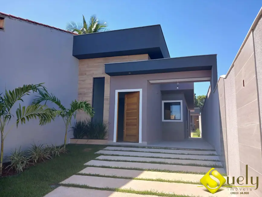 Foto 2 de Casa com 2 quartos à venda, 240m2 em Marica - RJ
