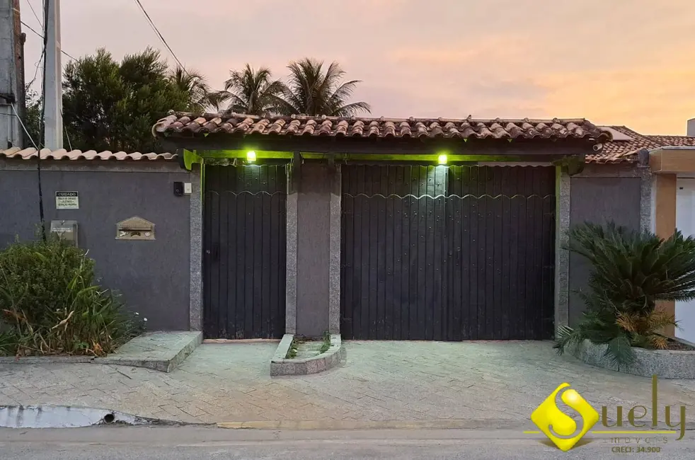 Foto 4 de Casa com 2 quartos à venda, 300m2 em Marica - RJ