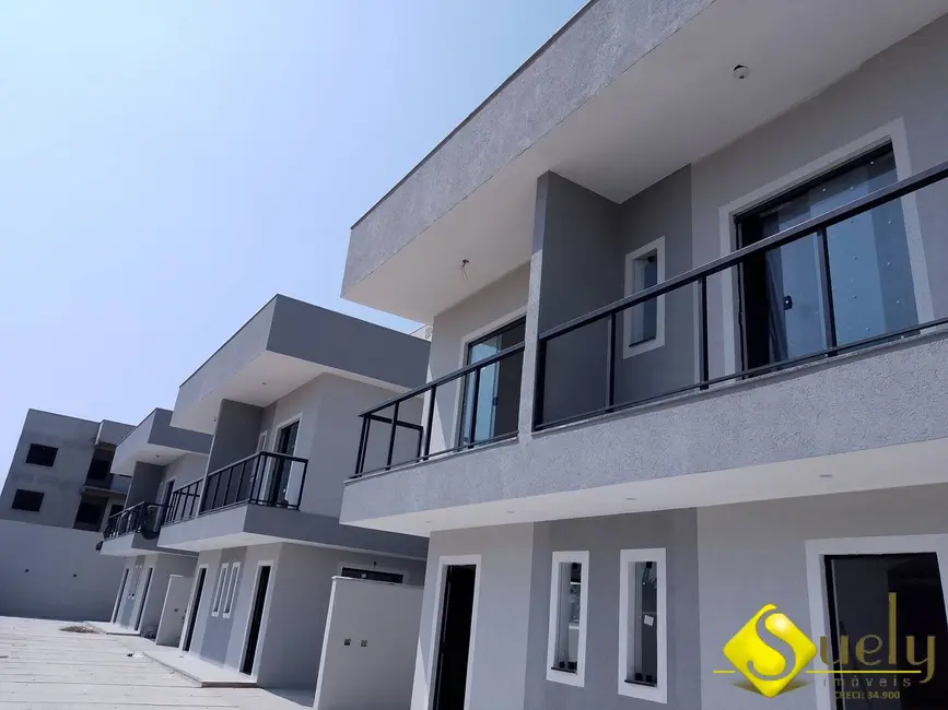 Foto 4 de Casa com 2 quartos à venda, 60m2 em Marica - RJ