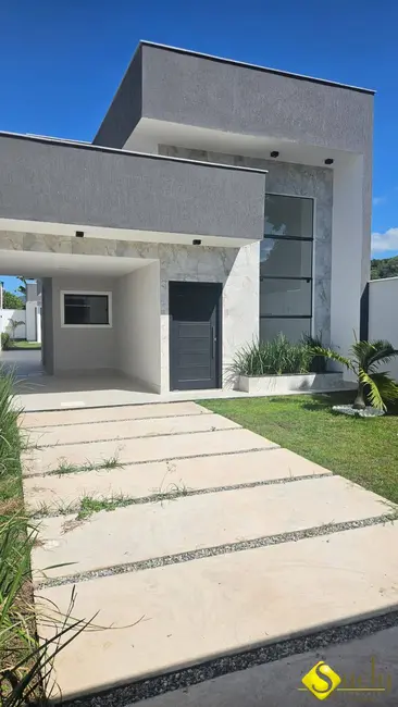 Foto 4 de Casa com 3 quartos à venda, 300m2 em Marica - RJ