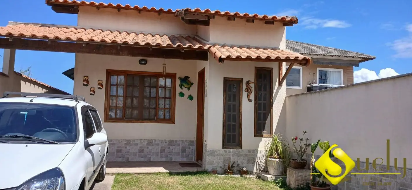 Foto 4 de Casa com 2 quartos à venda, 240m2 em Marica - RJ