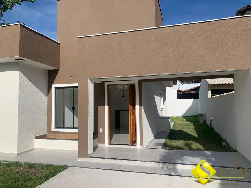 Foto 2 de Casa com 2 quartos à venda, 360m2 em Marica - RJ