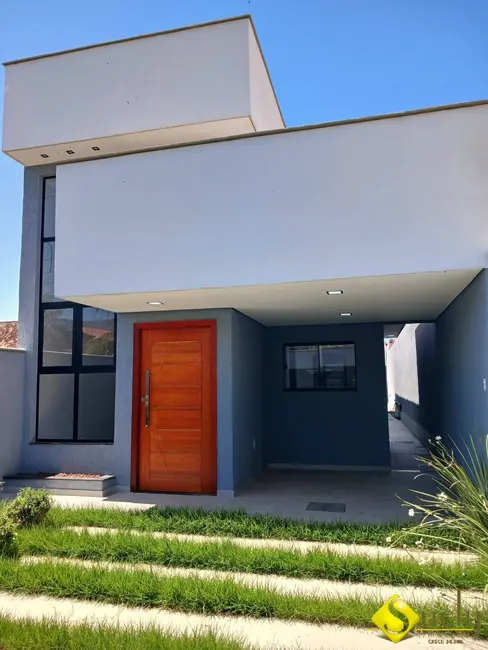 Foto 1 de Casa com 3 quartos à venda, 240m2 em Marica - RJ