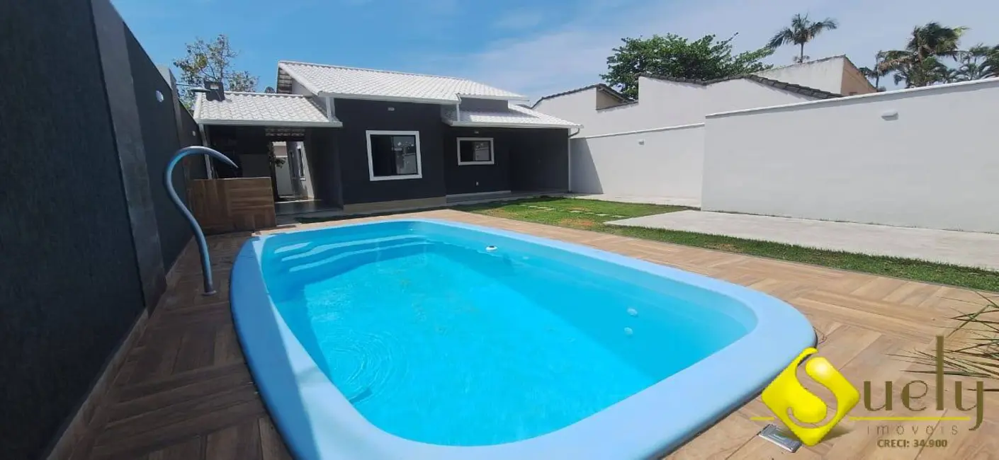 Foto 4 de Casa com 3 quartos à venda, 330m2 em Marica - RJ