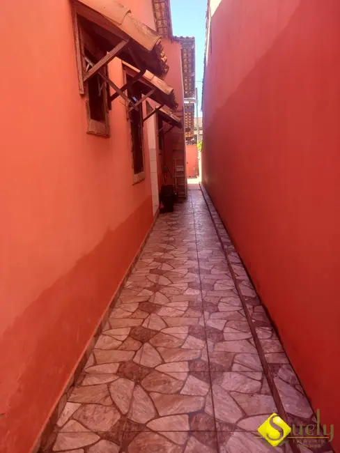Foto 6 de Casa com 2 quartos à venda, 240m2 em Marica - RJ