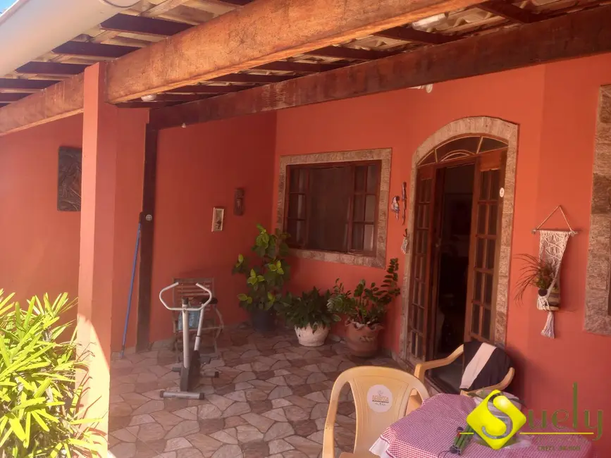 Foto 2 de Casa com 2 quartos à venda, 240m2 em Marica - RJ