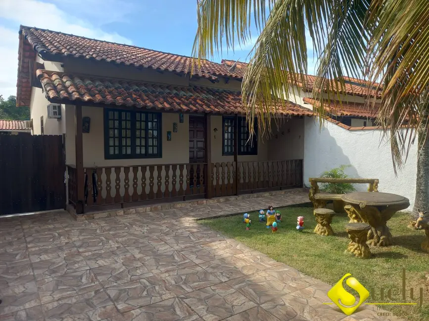 Casa com 3 quartos à venda, 320m2 em Marica - RJ - imagem 2 Foto 2 de Casa com 3 quartos à venda, 320m2 em Marica - RJ