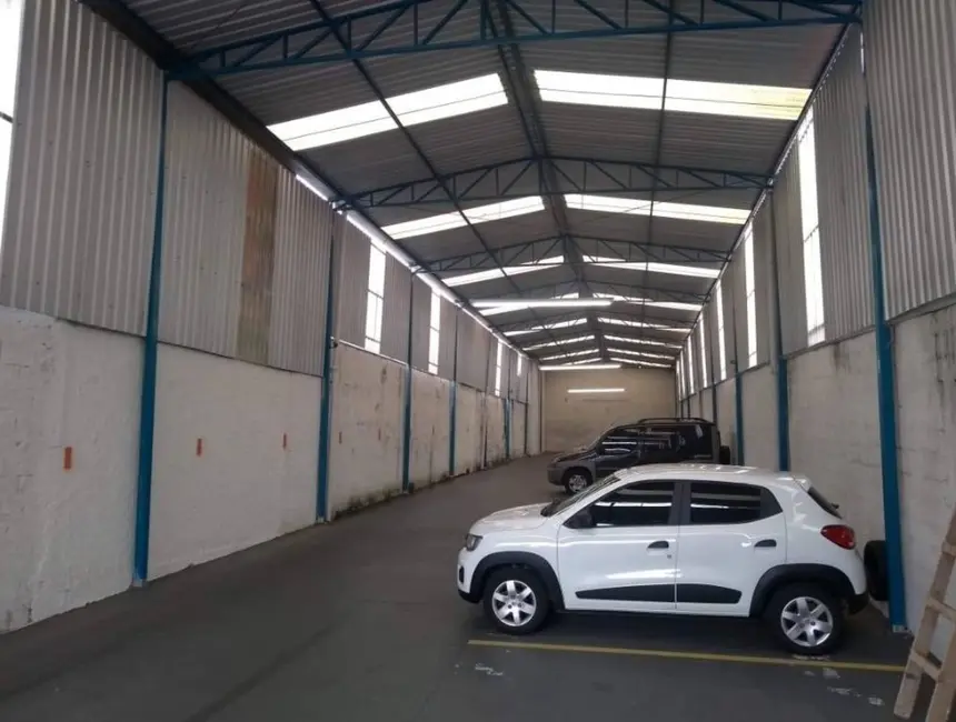 Foto 1 de Armazém / Galpão à venda, 400m2 em Vila Moinho Velho, São Paulo - SP