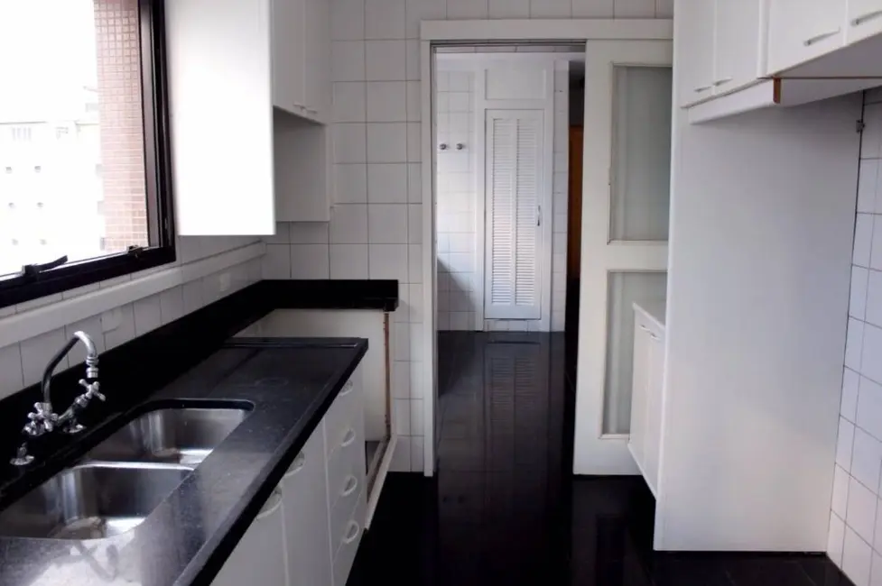 Apartamento com 4 quartos à venda, 500m2 em Aclimação, São Paulo - SP - imagem 5 Foto 5 de Apartamento com 4 quartos à venda, 500m2 em Aclimação, São Paulo - SP