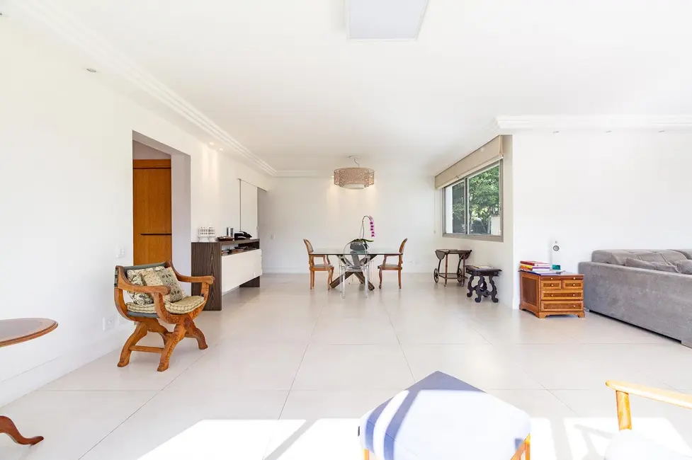 Foto 1 de Casa com 4 quartos à venda, 257m2 em Santa Cecília, São Paulo - SP