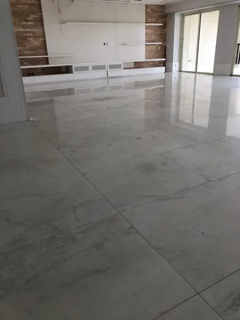 Apartamento com 5 quartos à venda, 555m2 em Barra da Tijuca, Rio De Janeiro - RJ - imagem 9 Foto 9 de Apartamento com 5 quartos à venda, 555m2 em Barra da Tijuca, Rio De Janeiro - RJ