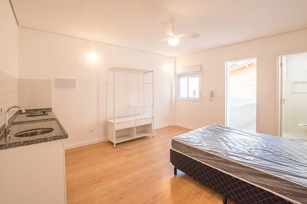 Apartamento com 1 quarto para alugar, 23m2 em Aclimação, São Paulo - SP - imagem 8 Foto 8 de Apartamento com 1 quarto para alugar, 23m2 em Aclimação, São Paulo - SP