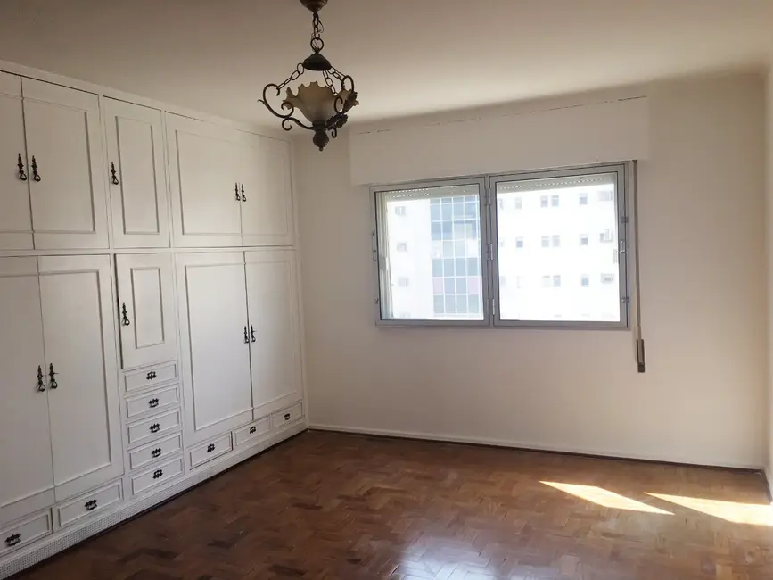 Foto 5 de Apartamento com 3 quartos para alugar, 240m2 em Jardim Europa, São Paulo - SP