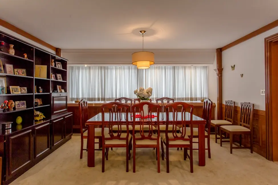 Apartamento com 3 quartos à venda, 243m2 em Santa Cecília, São Paulo - SP - imagem 4 Foto 4 de Apartamento com 3 quartos à venda, 243m2 em Santa Cecília, São Paulo - SP