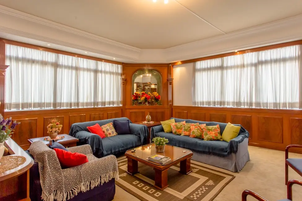 Apartamento com 3 quartos à venda, 243m2 em Santa Cecília, São Paulo - SP - imagem 3 Foto 3 de Apartamento com 3 quartos à venda, 243m2 em Santa Cecília, São Paulo - SP