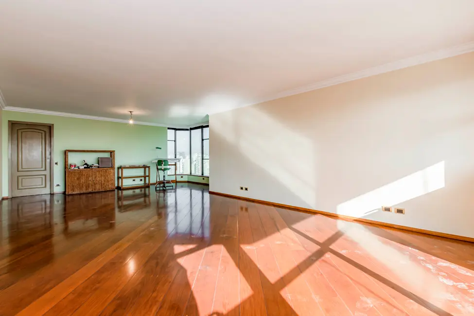 Apartamento com 3 quartos à venda, 236m2 em Campo Belo, São Paulo - SP - imagem 9 Foto 9 de Apartamento com 3 quartos à venda, 236m2 em Campo Belo, São Paulo - SP
