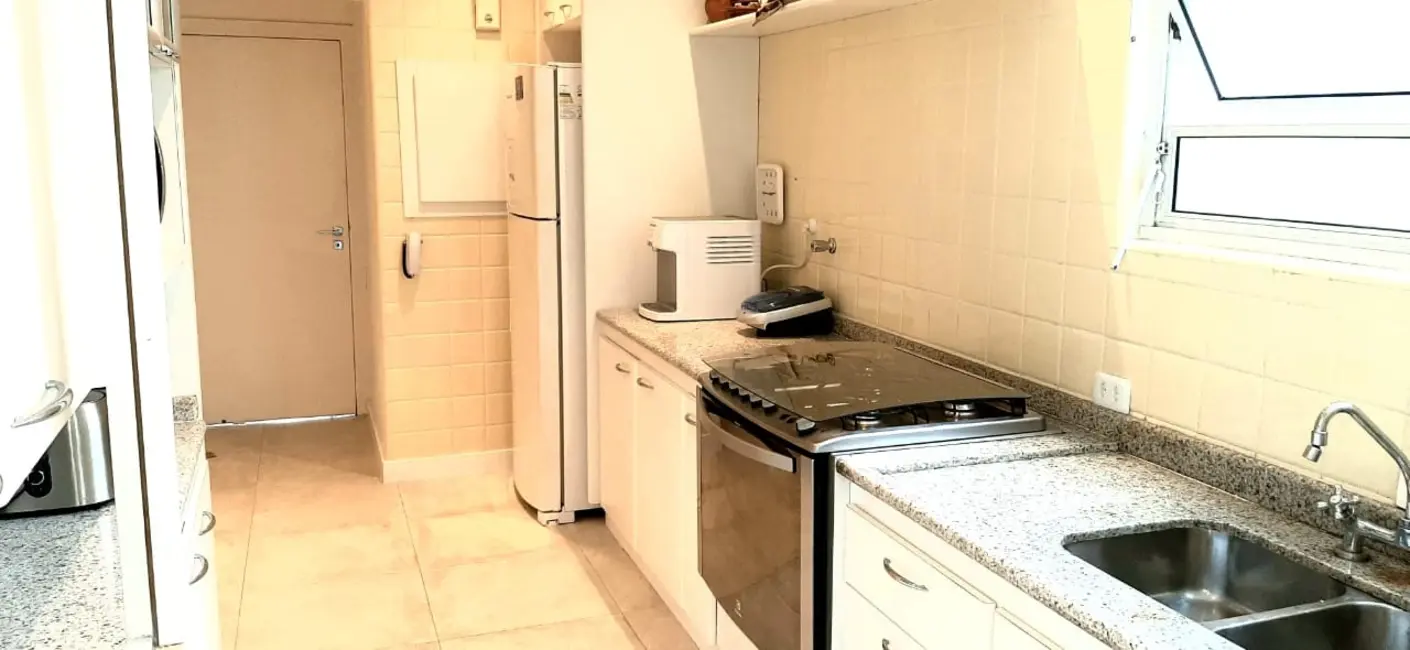 Apartamento com 3 quartos à venda, 190m2 em Santa Cecília, São Paulo - SP - imagem 4 Foto 4 de Apartamento com 3 quartos à venda, 190m2 em Santa Cecília, São Paulo - SP