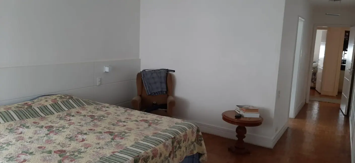 Apartamento com 3 quartos à venda, 190m2 em Santa Cecília, São Paulo - SP - imagem 5 Foto 5 de Apartamento com 3 quartos à venda, 190m2 em Santa Cecília, São Paulo - SP