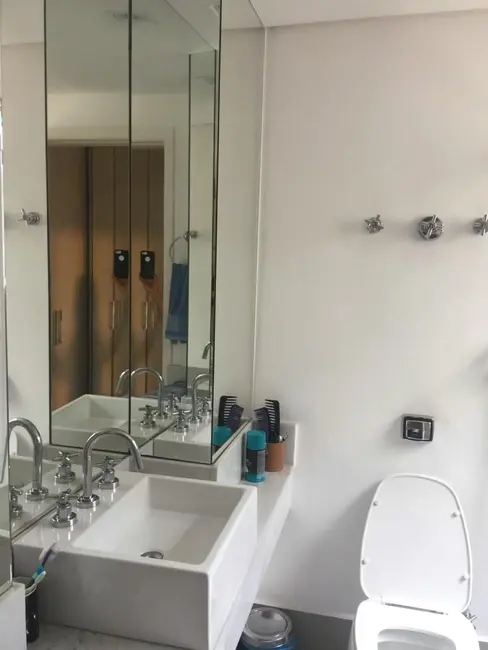 Apartamento com 3 quartos à venda, 115m2 em Higienópolis, São Paulo - SP - imagem 6 Foto 6 de Apartamento com 3 quartos à venda, 115m2 em Higienópolis, São Paulo - SP