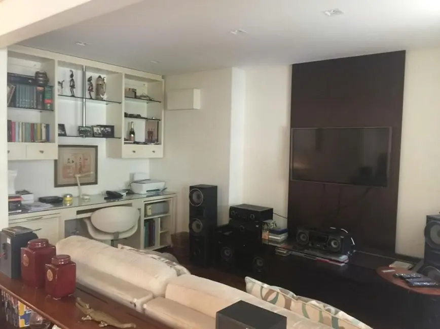 Apartamento com 3 quartos à venda, 115m2 em Higienópolis, São Paulo - SP - imagem 3 Foto 3 de Apartamento com 3 quartos à venda, 115m2 em Higienópolis, São Paulo - SP