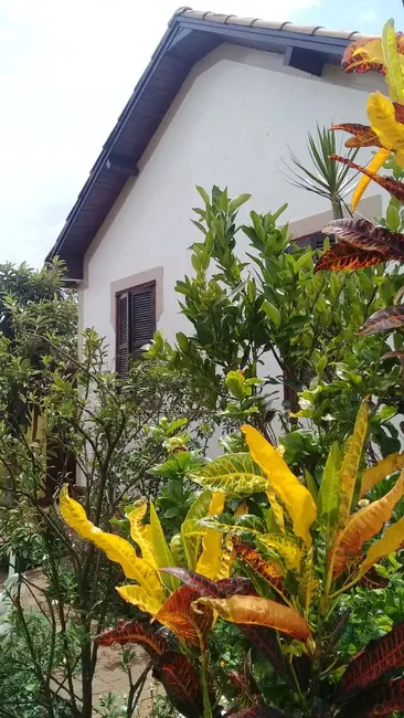 Foto 4 de Casa com 3 quartos à venda, 136m2 em Centro, Agudos - SP