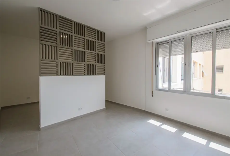 Foto 2 de Apartamento com 1 quarto para alugar, 29m2 em República, São Paulo - SP