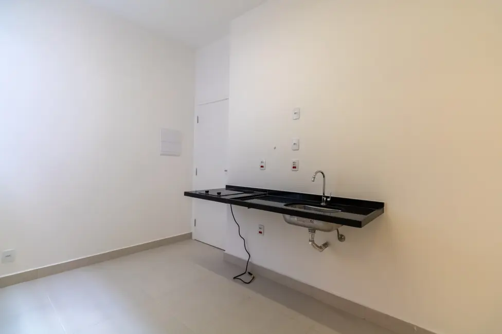 Foto 2 de Apartamento com 1 quarto para alugar, 30m2 em Brás, São Paulo - SP