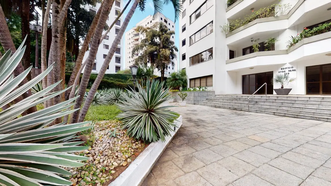 Foto 5 de Apartamento com 4 quartos à venda, 206m2 em Vila Andrade, São Paulo - SP