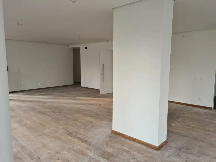Foto 3 de Apartamento com 3 quartos à venda, 205m2 em Jardim Paulista, São Paulo - SP
