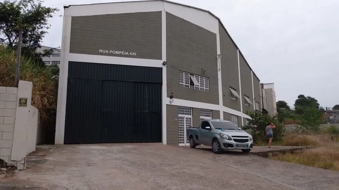 Foto 3 de Armazém / Galpão à venda, 600m2 em Ana Cristina II, Jandira - SP