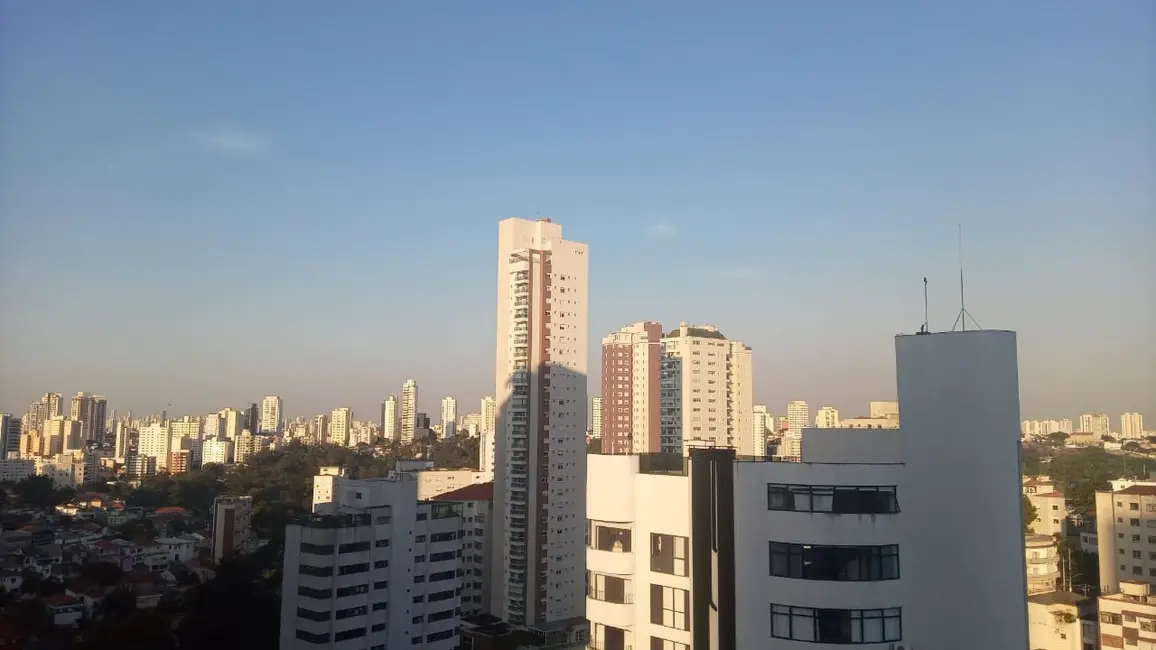 Apartamento com 3 quartos à venda, 209m2 em Aclimação, São Paulo - SP - imagem 3 Foto 3 de Apartamento com 3 quartos à venda, 209m2 em Aclimação, São Paulo - SP
