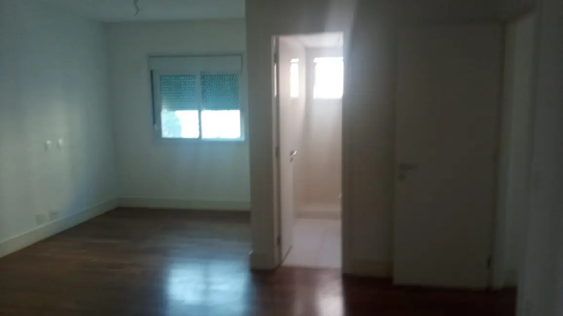 Apartamento com 3 quartos à venda, 209m2 em Aclimação, São Paulo - SP - imagem 7 Foto 7 de Apartamento com 3 quartos à venda, 209m2 em Aclimação, São Paulo - SP