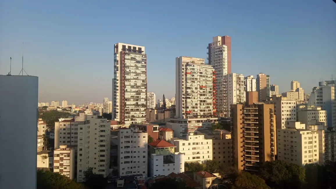 Apartamento com 3 quartos à venda, 209m2 em Aclimação, São Paulo - SP - imagem 4 Foto 4 de Apartamento com 3 quartos à venda, 209m2 em Aclimação, São Paulo - SP